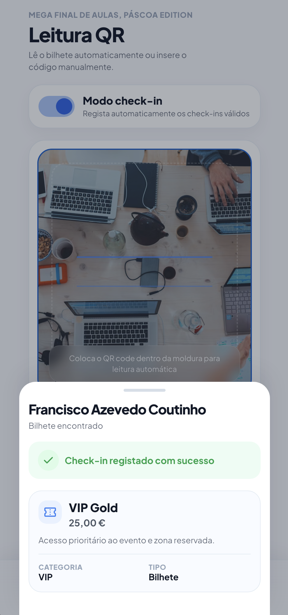 Valide bilhetes por QR Code ou NFC sem reduzir o ritmo da entrada.